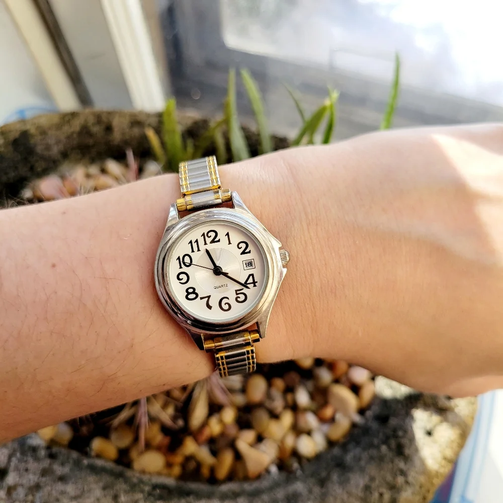 Vintage Classic Stretch Watch